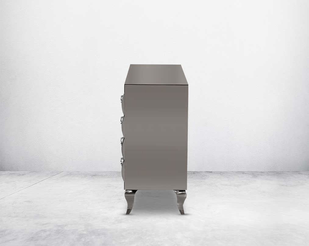 Chest of drawers in a grey 