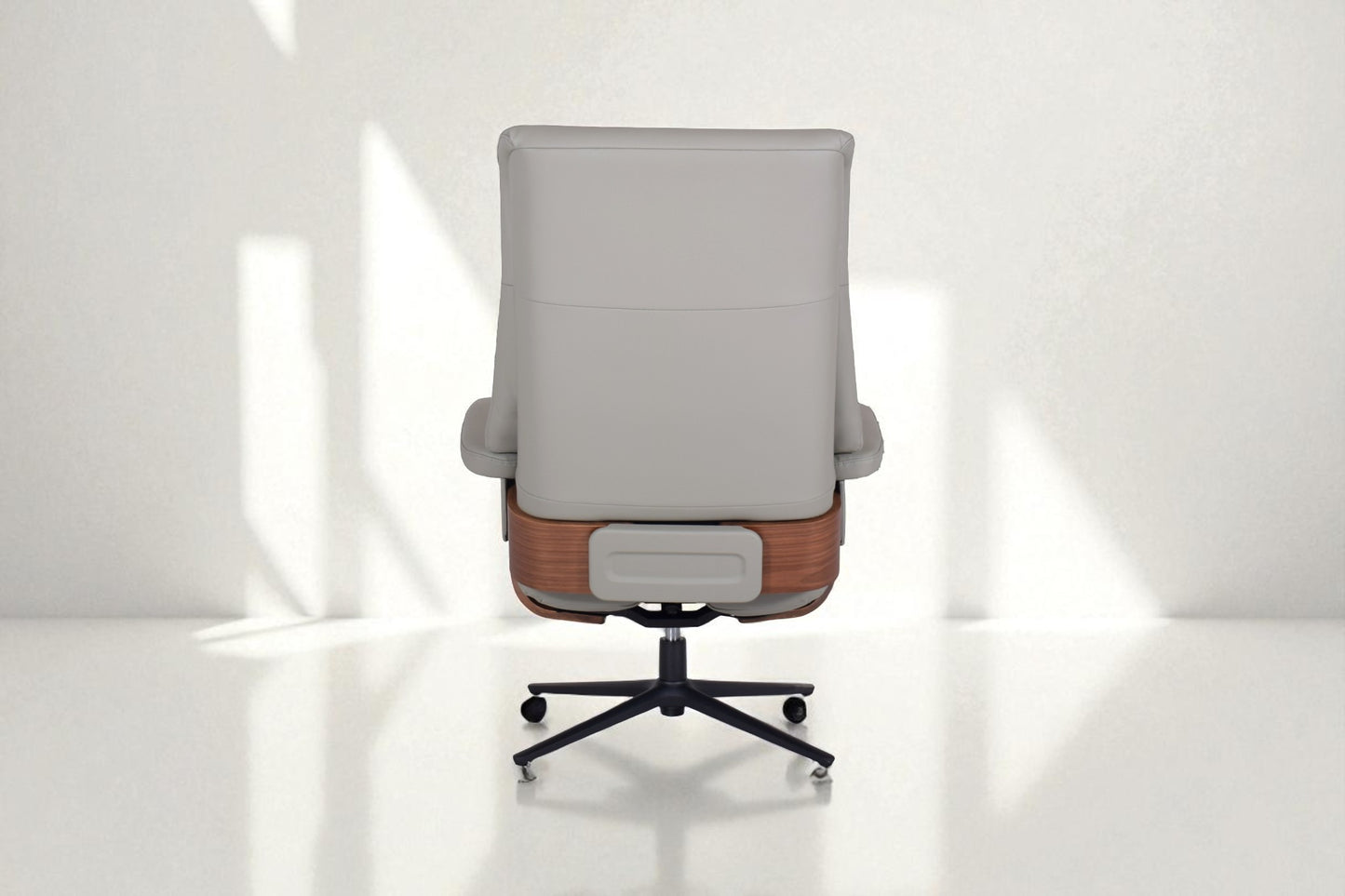 Moba Leisure Chair With Foot Rest