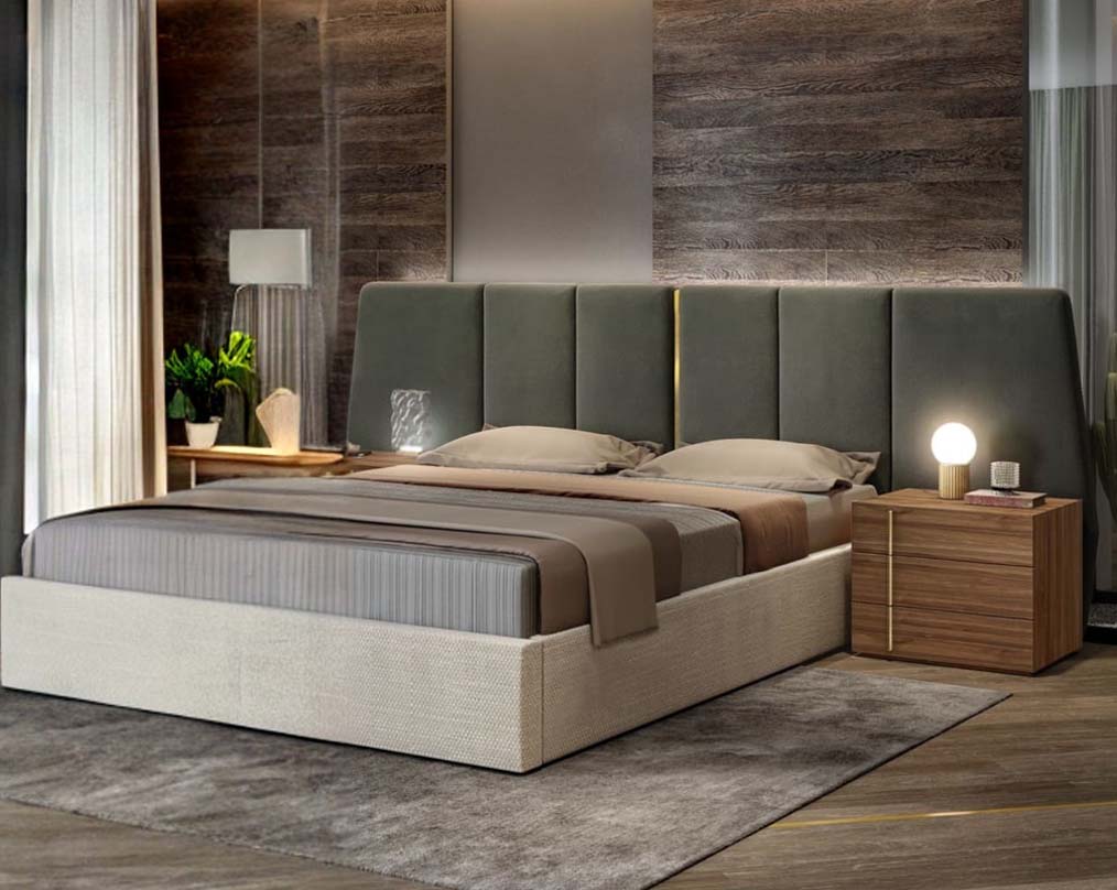 Lush and calm, the bed set brings a sense of splendor to the bedroom. The fabric upholstered headboard with gold strip comes with hydraulic storage in A gorgeous addition to modern or contemporary bedroom settings contemporary style.